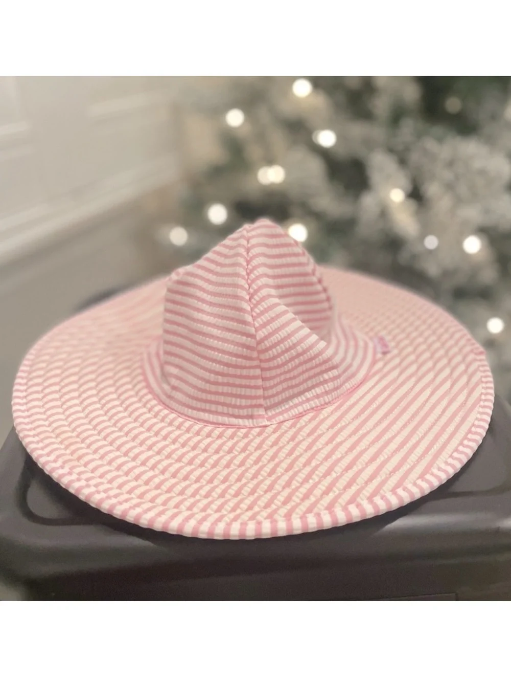 Ruffle Butts Pink and White Striped Baby Sun Hat Sz 0-12 months Like New